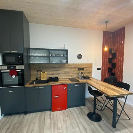 Tiny House Apartment Pardubice Exterior foto